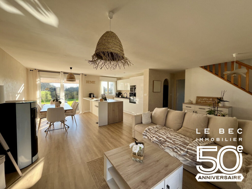 Bien: Maison contemporaine de 2000 à vendre