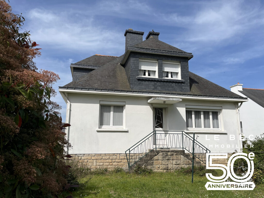 Bien: VANNES Maison traditionnelle sur Quartier recherché OUEST