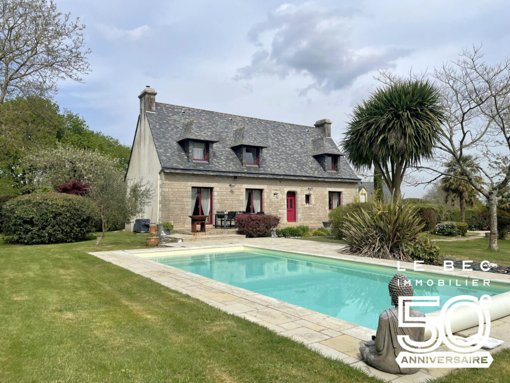 Bien: Maison de charme avec piscine et grand jardin au calme