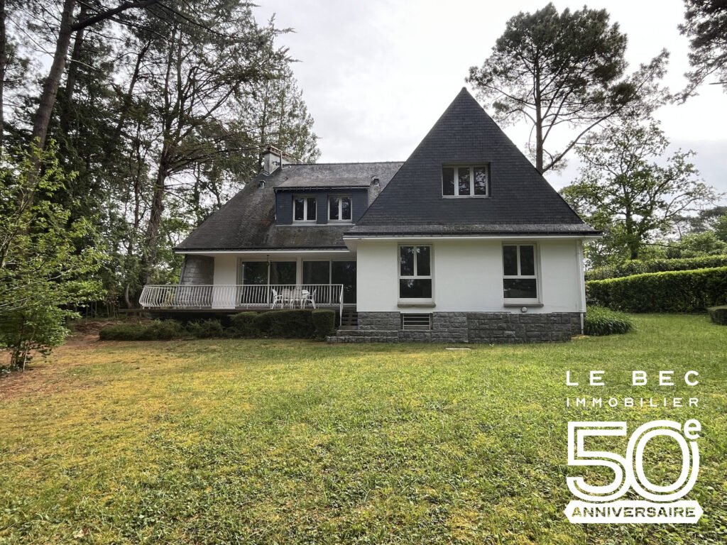 Bien: Cadre boisé MAISON TRADITIONNELLE sur terrain 3200 m² à VENDRE