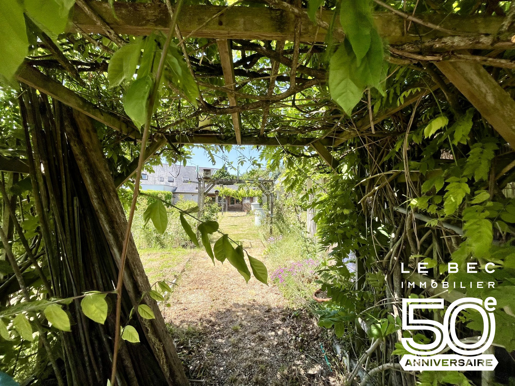 Bien: Maison traditionnelle à vendre - 5 chambres à VANNES