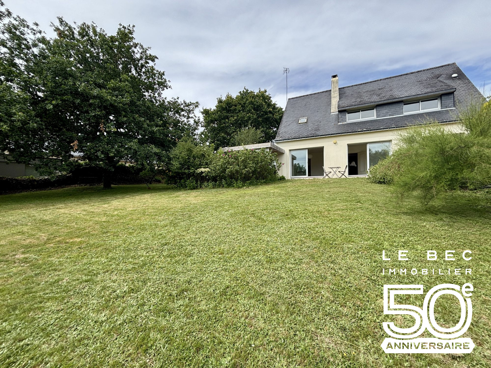 Bien: Maison traditionnelle 4 chambres à Vendre à CONLEAU