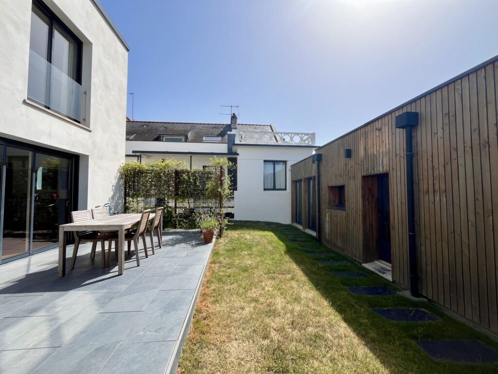 Bien: Ensemble de 3 MAISONS - VANNES OUEST
