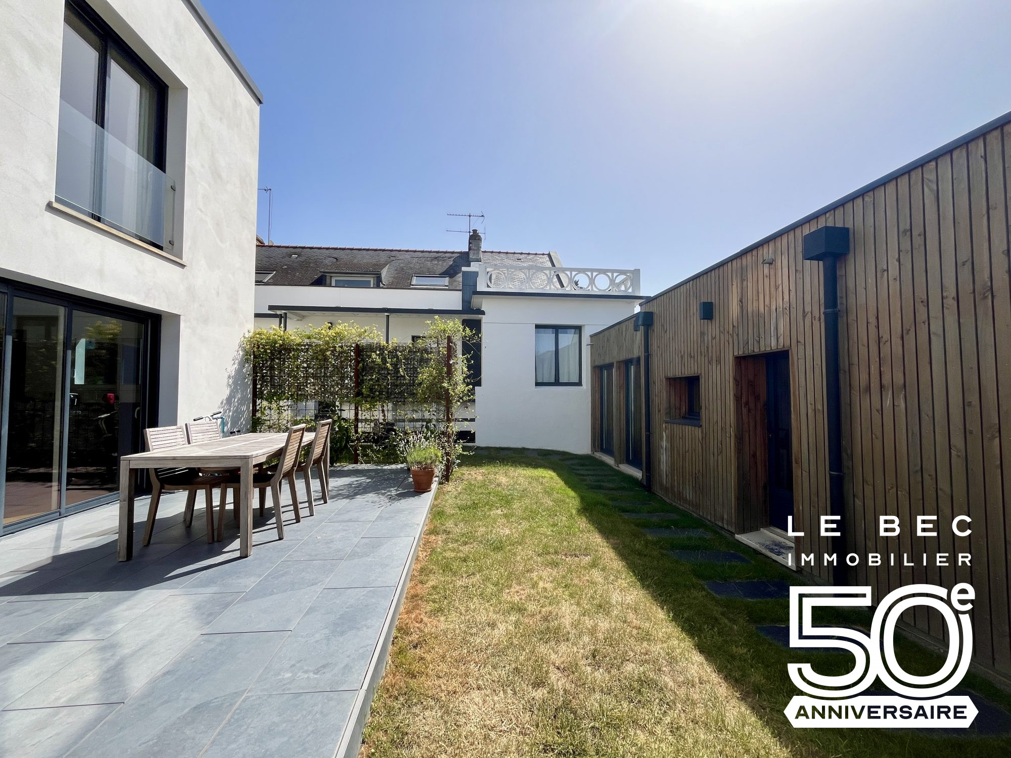 Bien: Ensemble de 3 MAISONS - VANNES OUEST