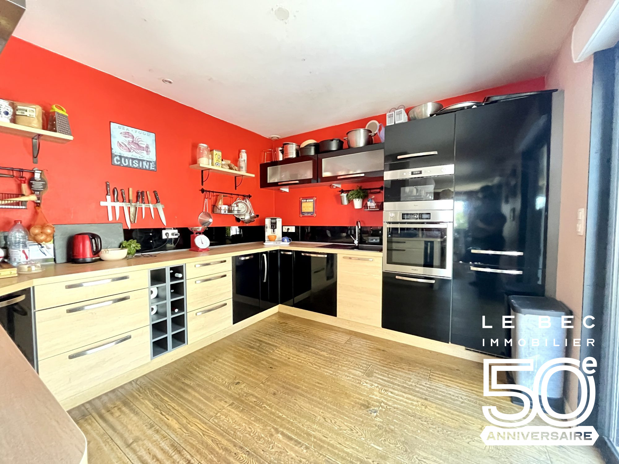 Bien: Maison régionale rénovée sur 584 m² de terrain