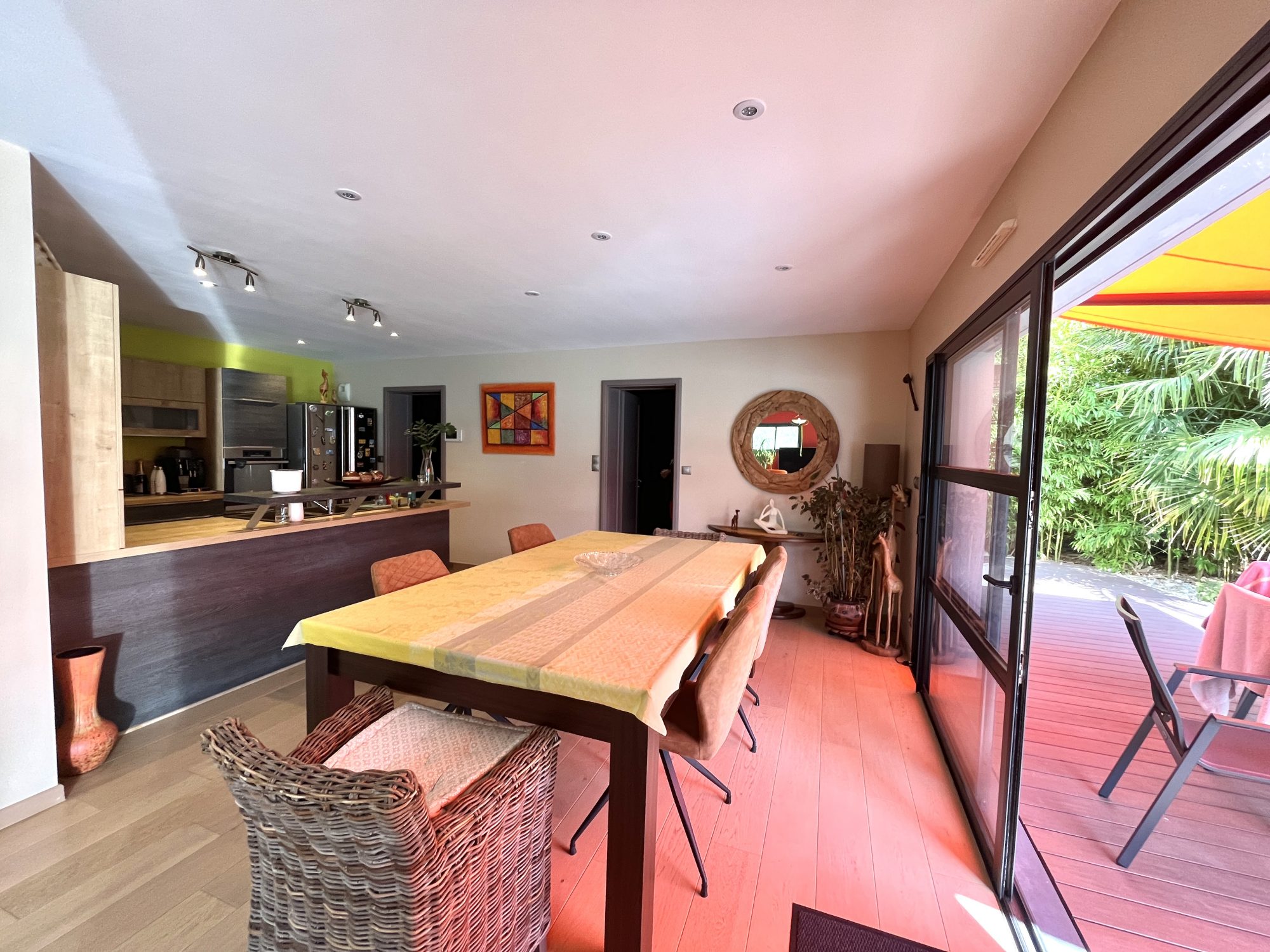 Bien: MAISON MODERNE de 2017 - 4 chambres, bureau ,piscine