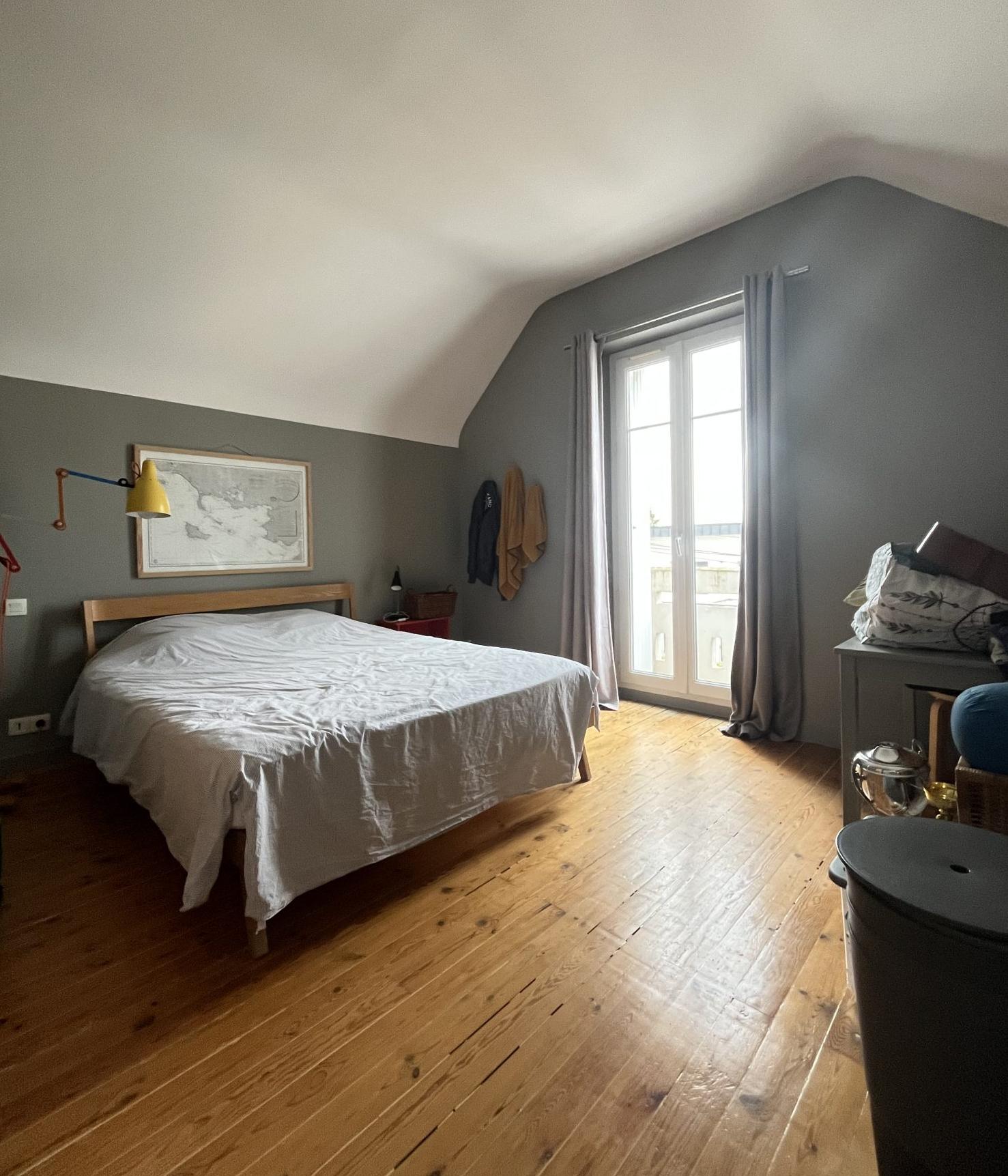 Bien: A VENDRE - Maison des années 1930 - Rive droite du port de Vannes