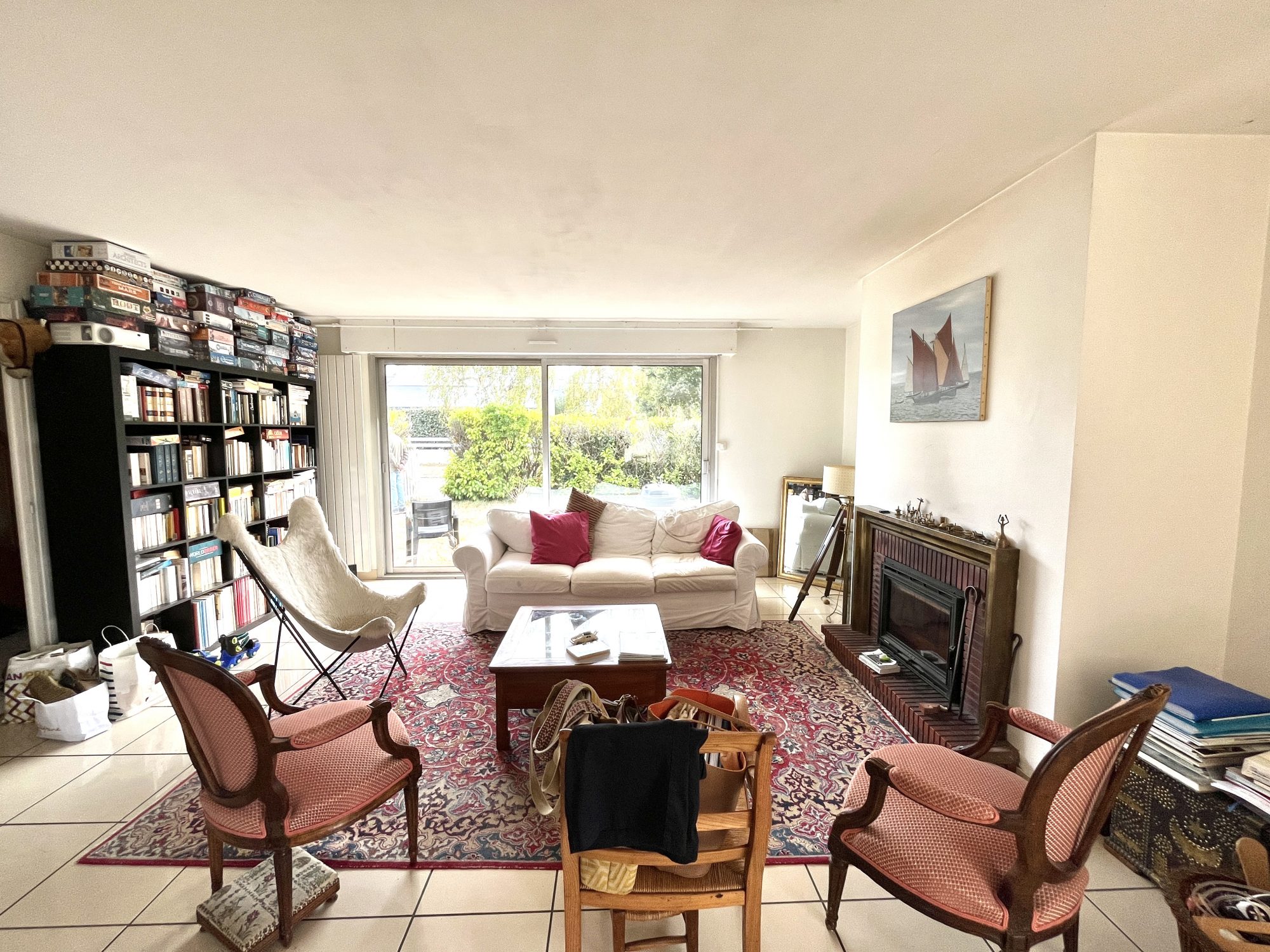 Bien: A VENDRE - A pied des commerces et du centre ville - SENE