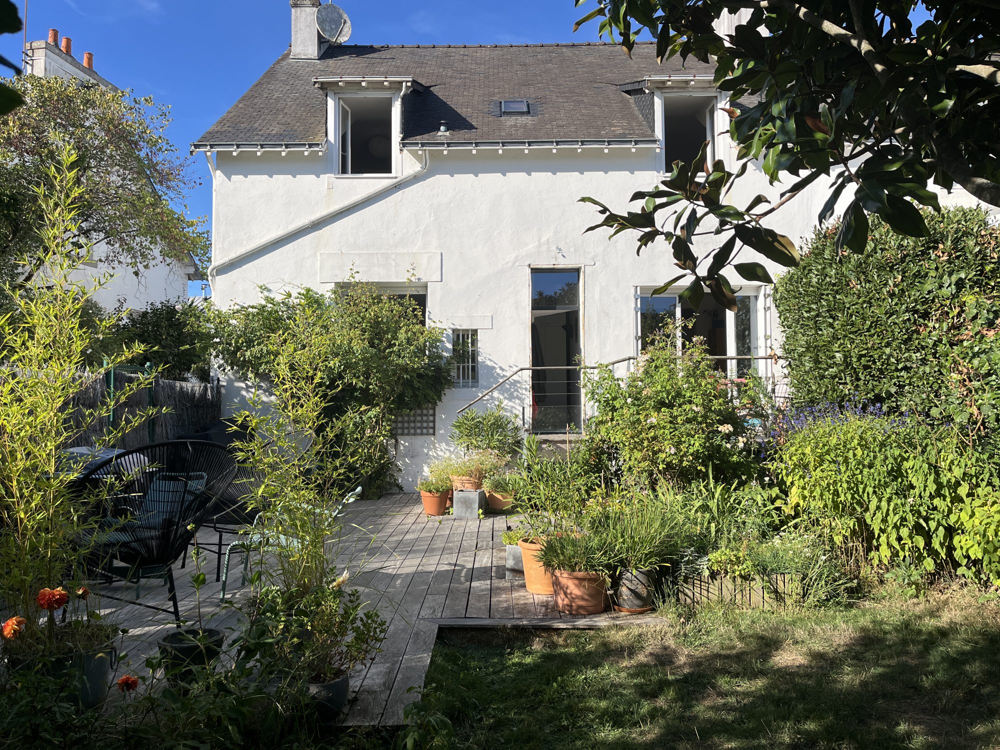 Bien: A VENDRE- Maison de charme des années 30 à deux pas du port et du cœur de ville - VANNES