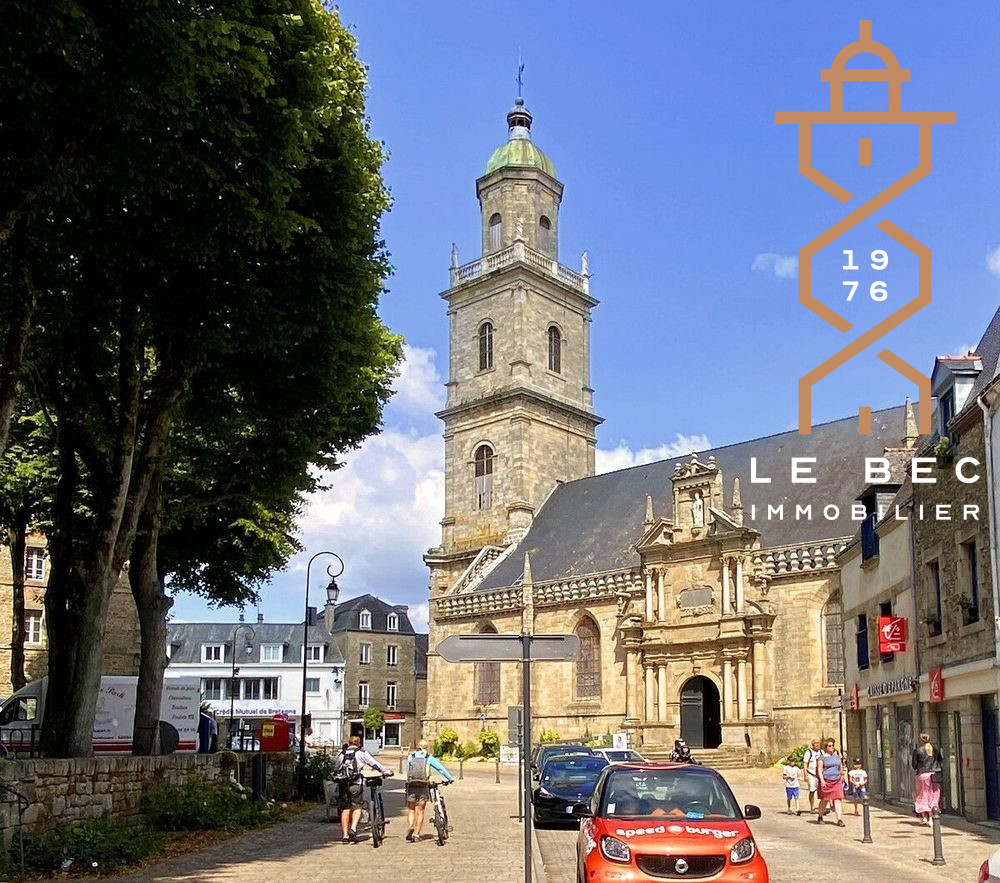 Bien: Hyper centre d'Auray : MURS COMMERCIAUX A VENDRE