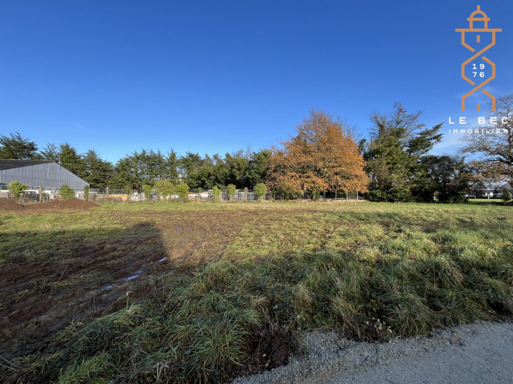 Bien: Terrain à vendre - 900 m² - Vannes Ouest
